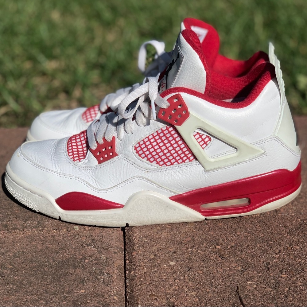 Alternate retro 4